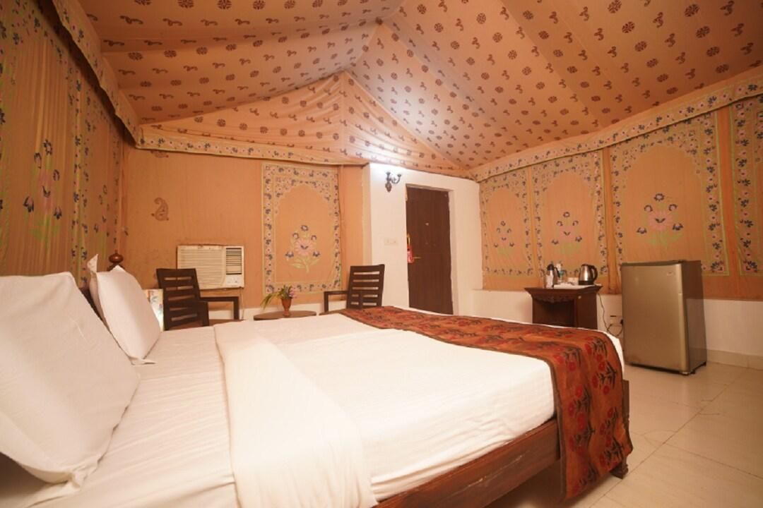 MPT Betwa Retreat AC Swiss Tent (Double Bed)