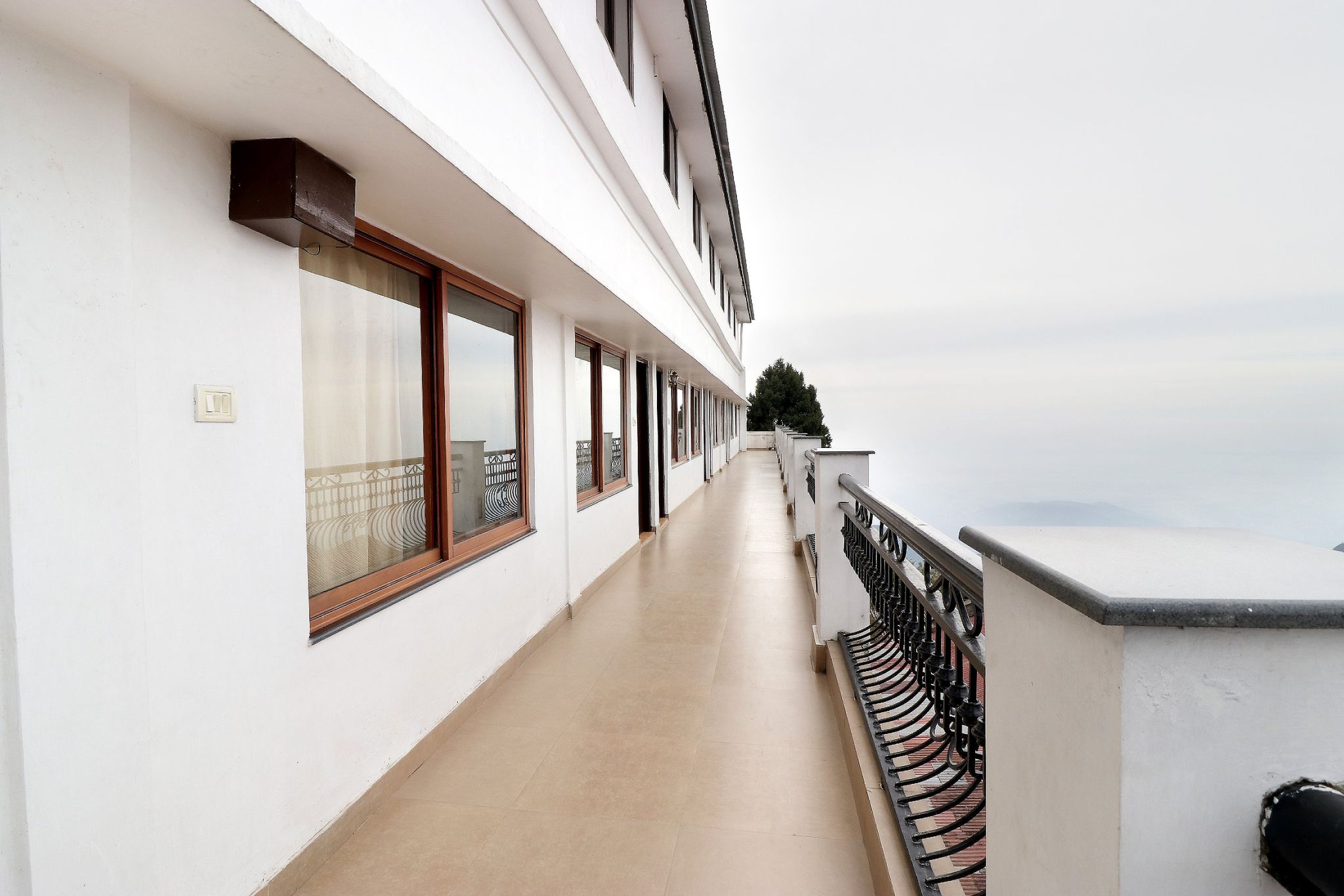 undefined Hotel Himalayan Club 4