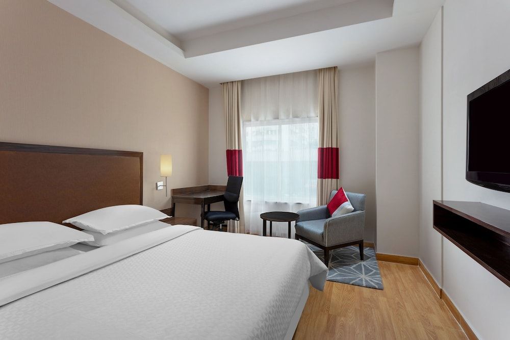 Traditional Room, 1 King Bed, Non Smoking