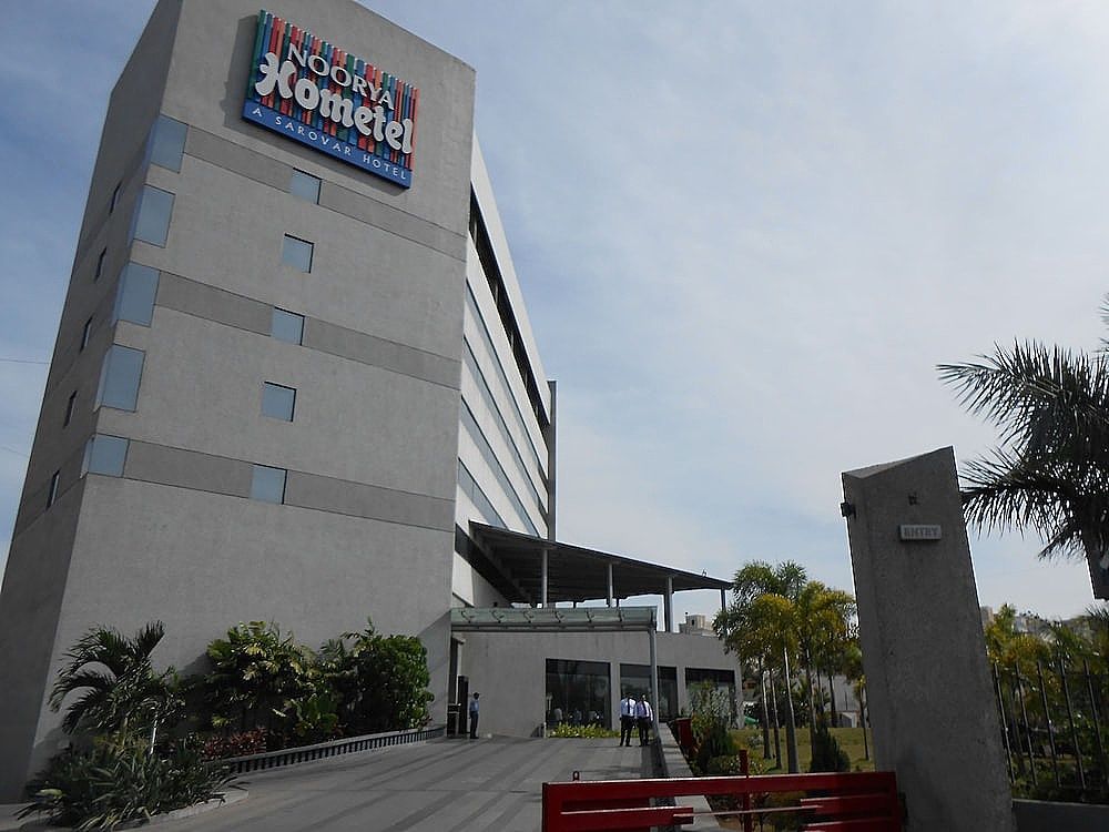 undefined Noorya Business & Banquet Hotel 6