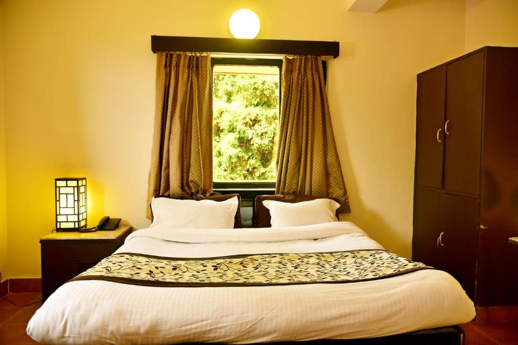 Xomotel Ranikhet Heights Standard Room 2
