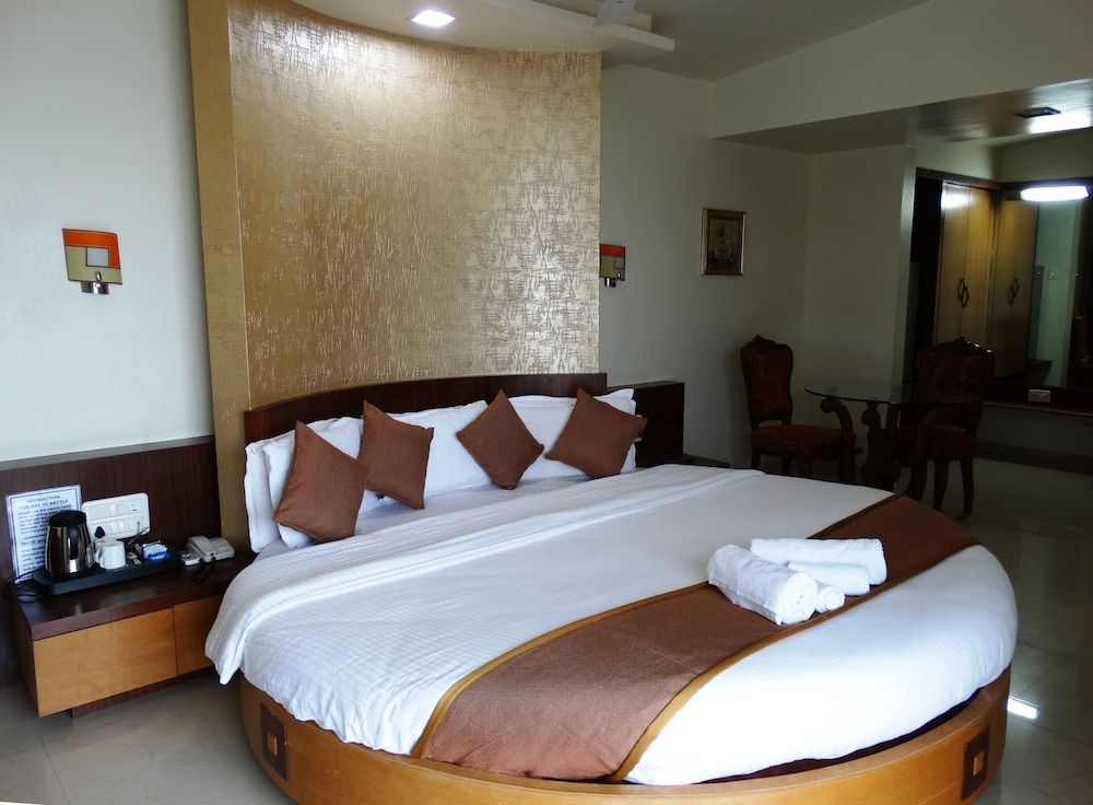 Superior Suite, 1 Bedroom, Refrigerator, Ocean View