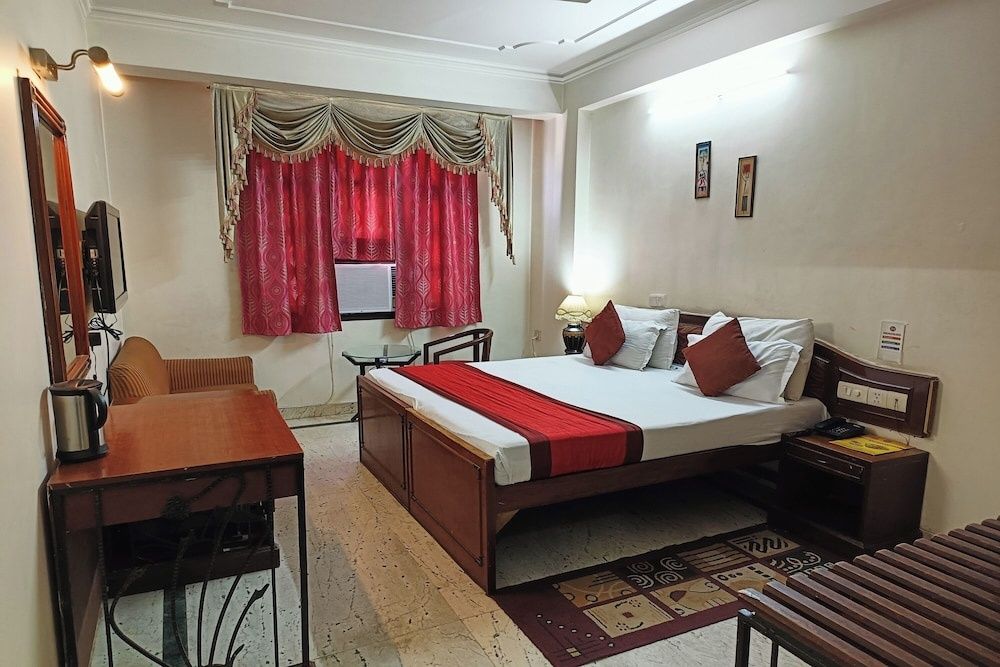 Hotel Indraprastha Deluxe Room
