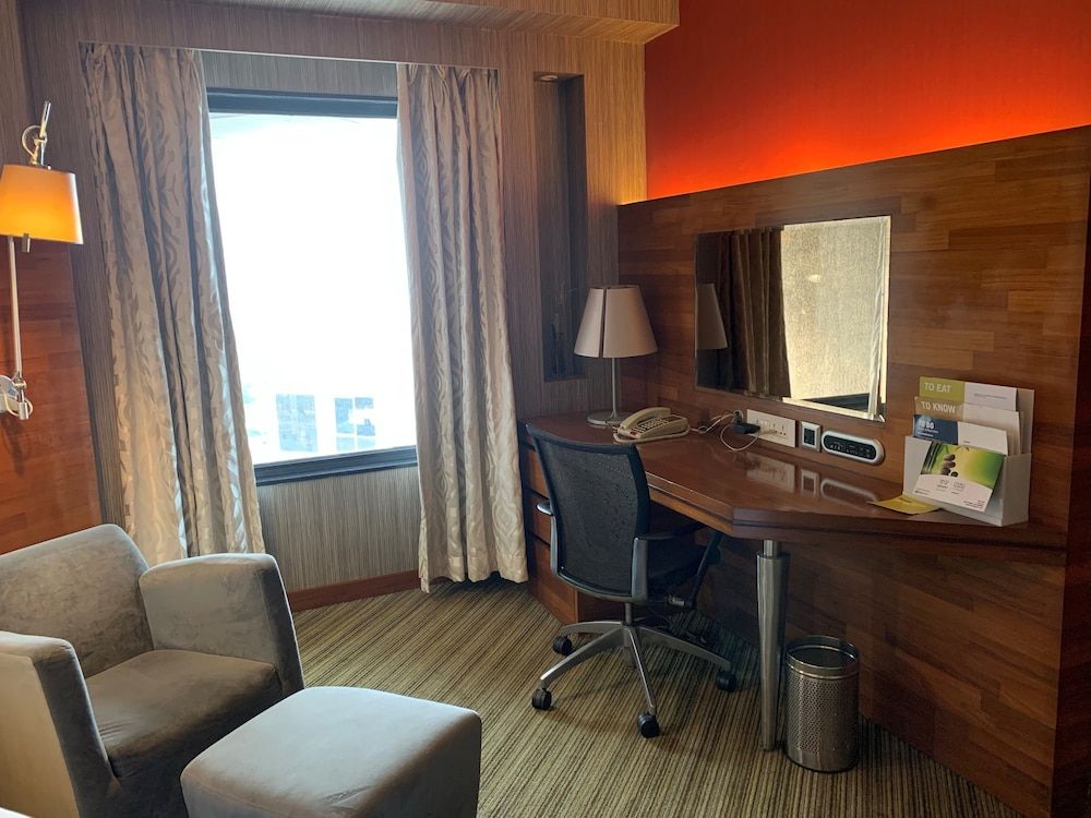 Four Points by Sheraton Visakhapatnam Room, 2 Twin Beds 11