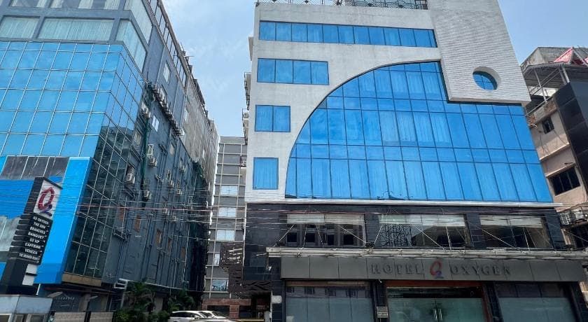 undefined Hotel O2 Oxygen 6