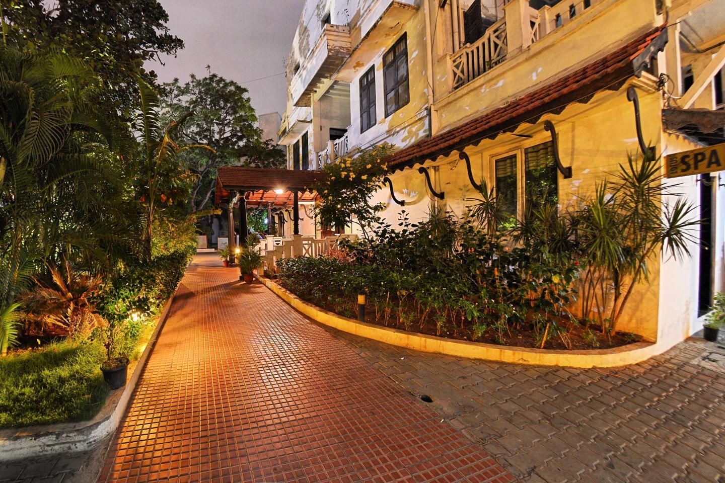 undefined AMS Raj Palace Sundar 10