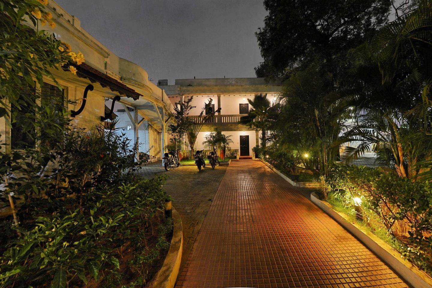 undefined AMS Raj Palace Sundar 9