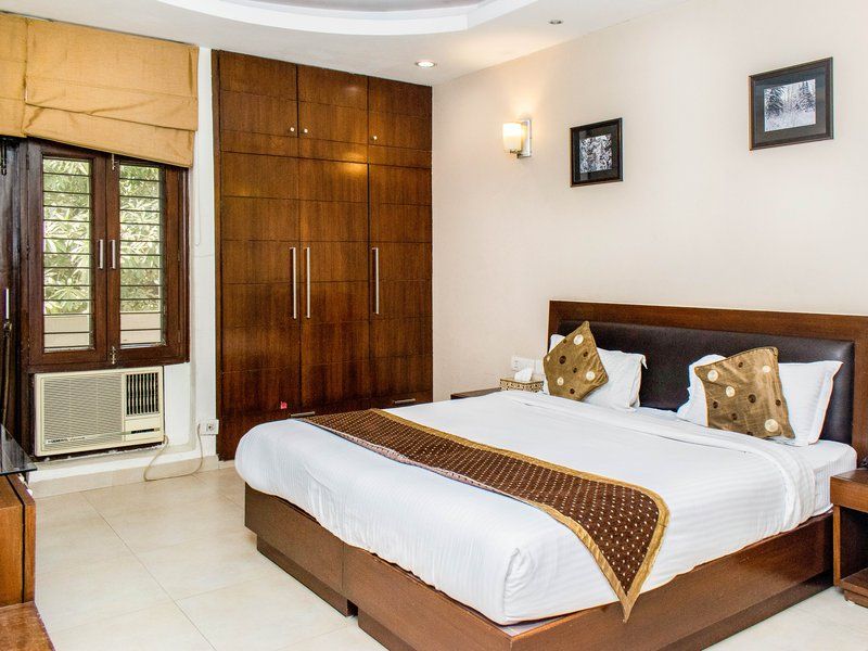 Red Maple Homestay Deluxe Room 9