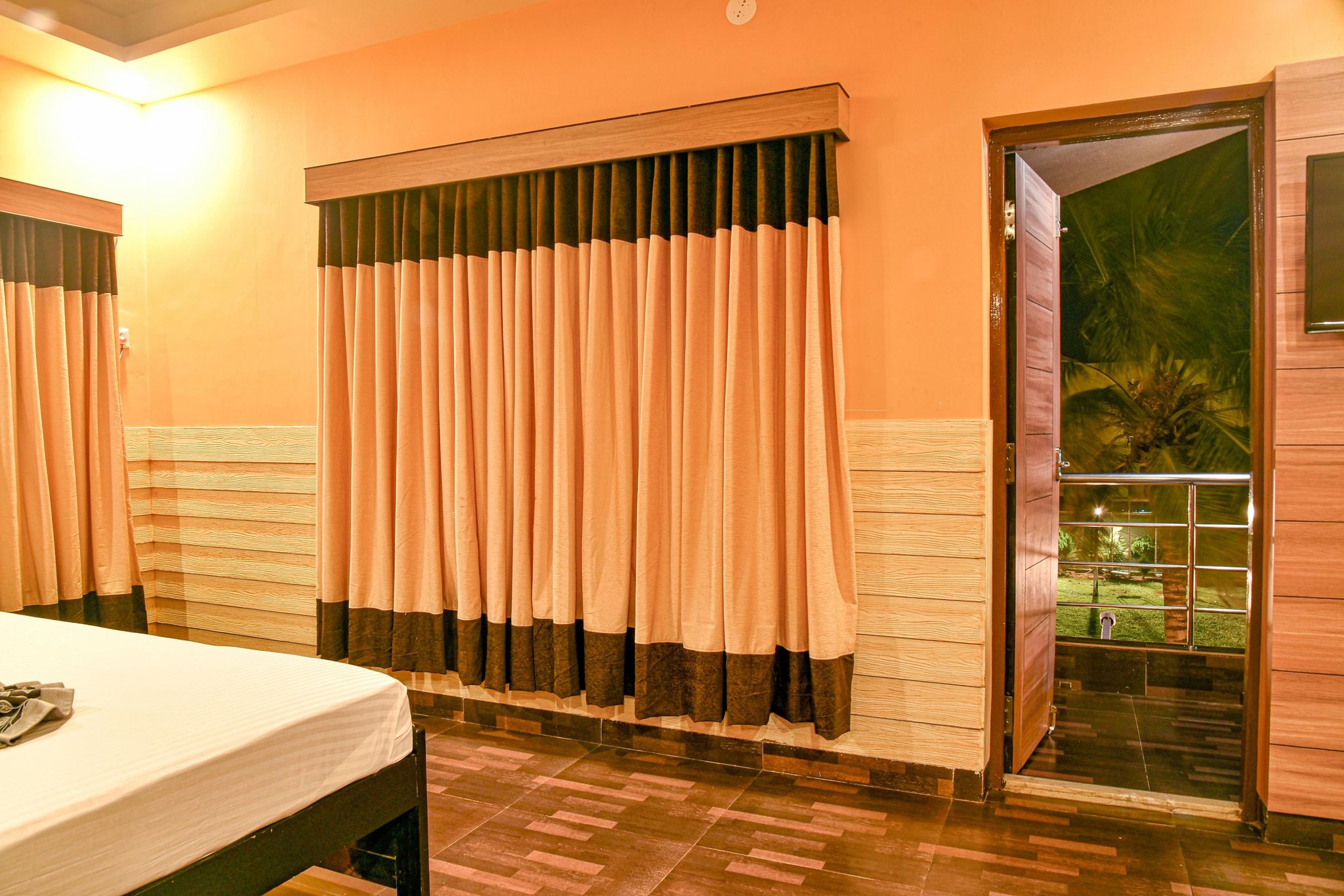 Sapphire Double Room