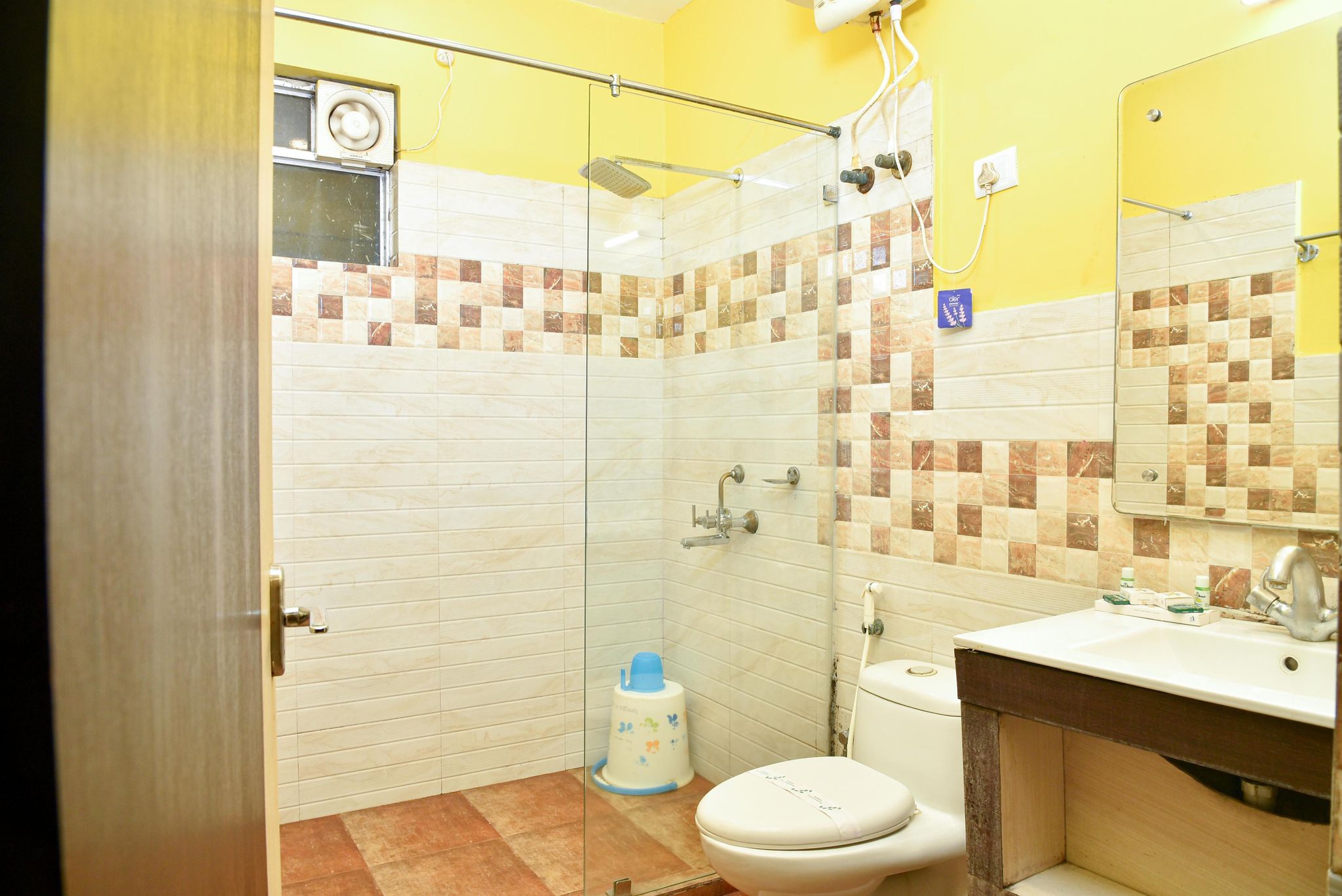 Anutri Beach Resort Emerald Double Room (Pool View) 5
