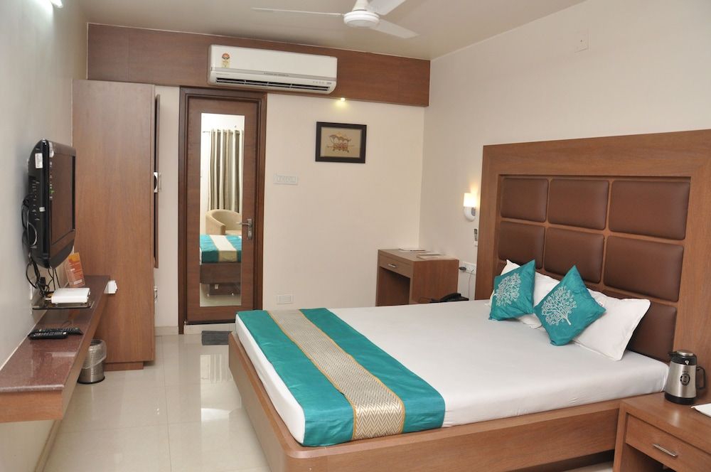 undefined Hotel Rama Residency 4