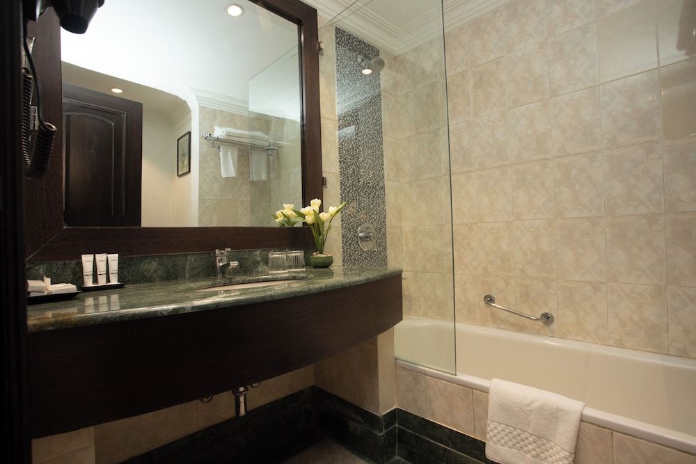 Grand Hotel Kathmandu Deluxe Room 4