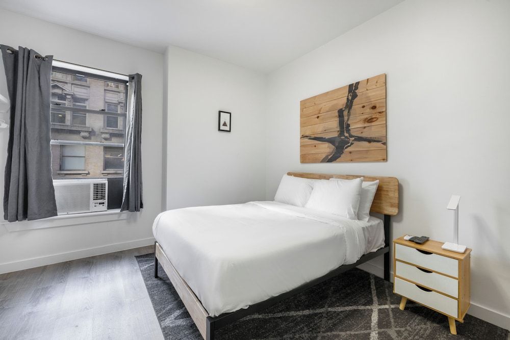 1 Double Bed Corner Room