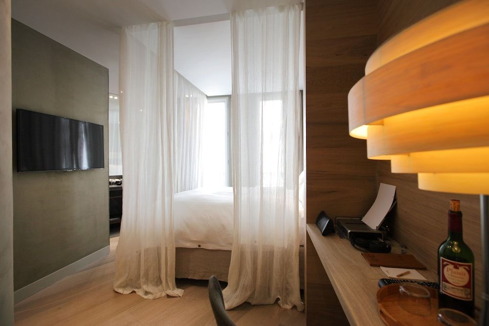 undefined Hidden Hotel 5