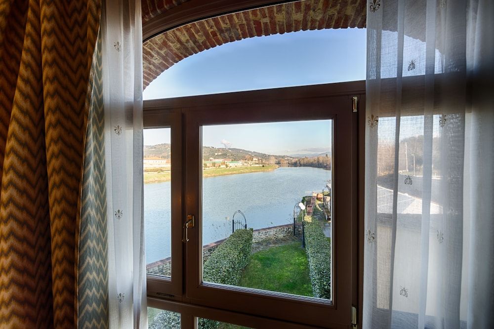 undefined Hotel Mulino di Firenze, WorldHotels Crafted 3