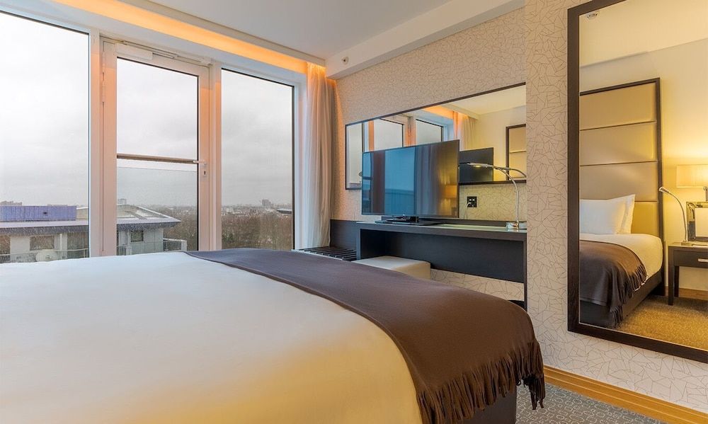 Executive One Bedroom Suite