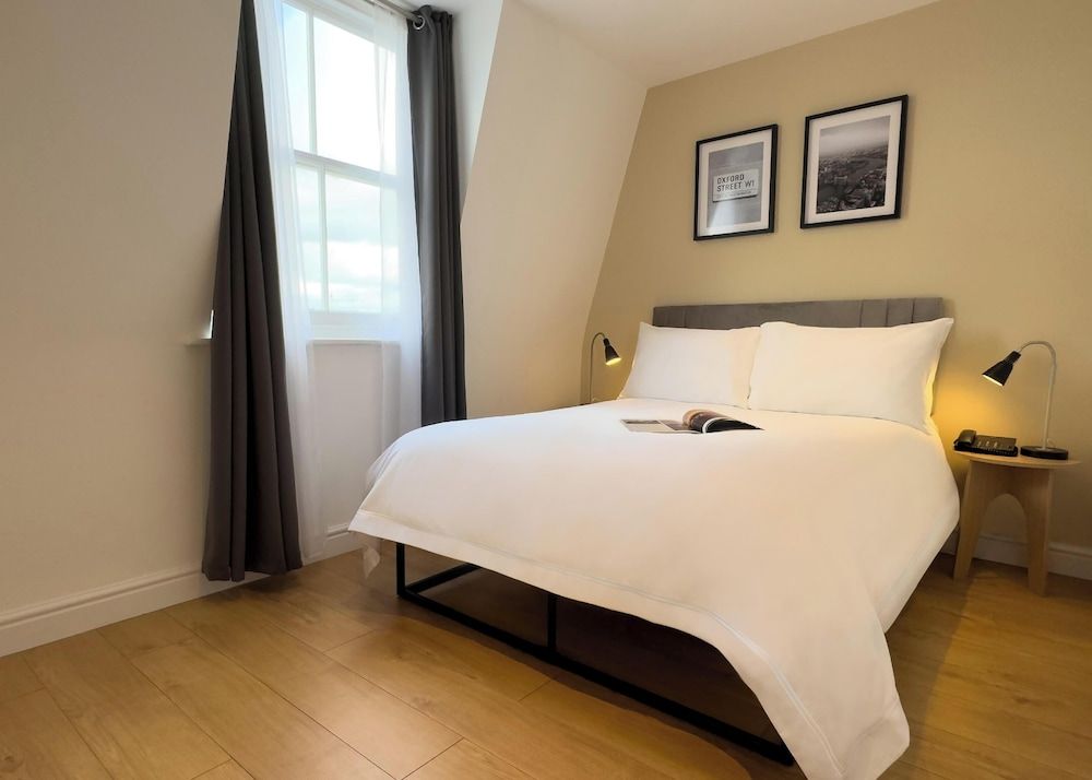 undefined Berjaya Eden Park London Hotel 2