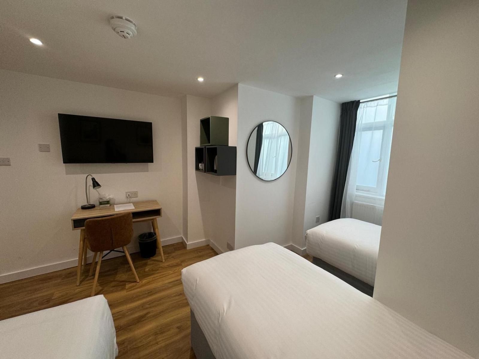 undefined Berjaya Eden Park London Hotel 7