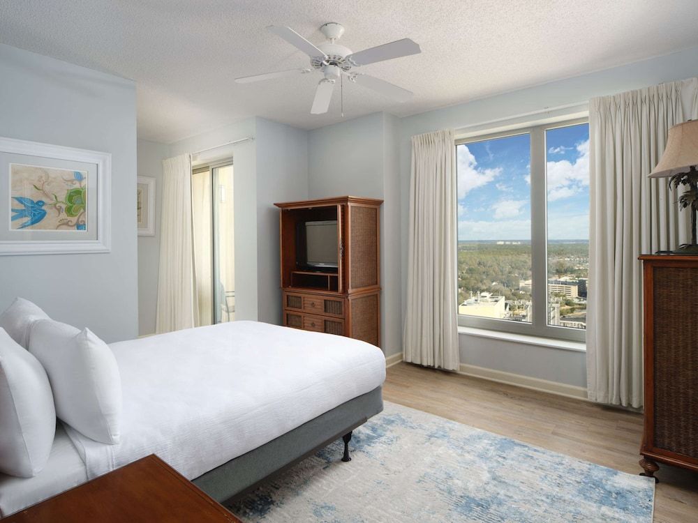 Suite, 4 Bedrooms, Oceanfront (Margate)