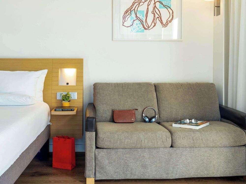 undefined Novotel Barcelona City 7