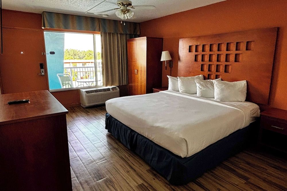 Ramada by Wyndham Hotel & Water Park