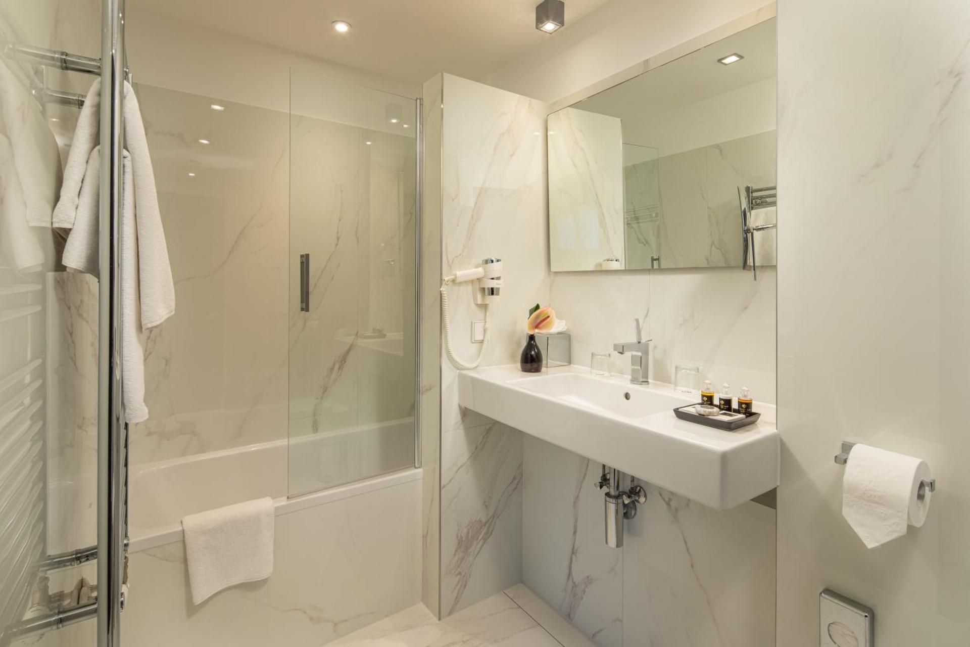 undefined Continental Hotel Budapest 8