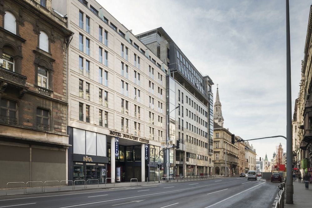 undefined Exe Budapest Center 2