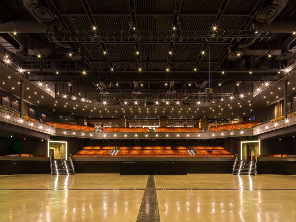 Theater Show