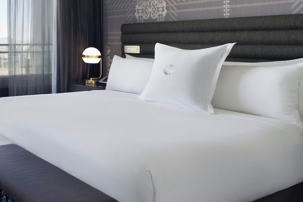 undefined The Cosmopolitan Of Las Vegas 10