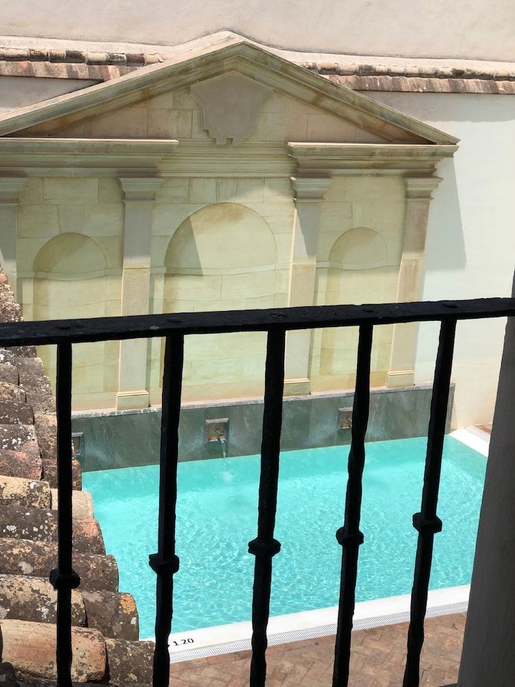 Las Casas de la Judería de Córdoba Penthouse, Terrace, Courtyard View 8