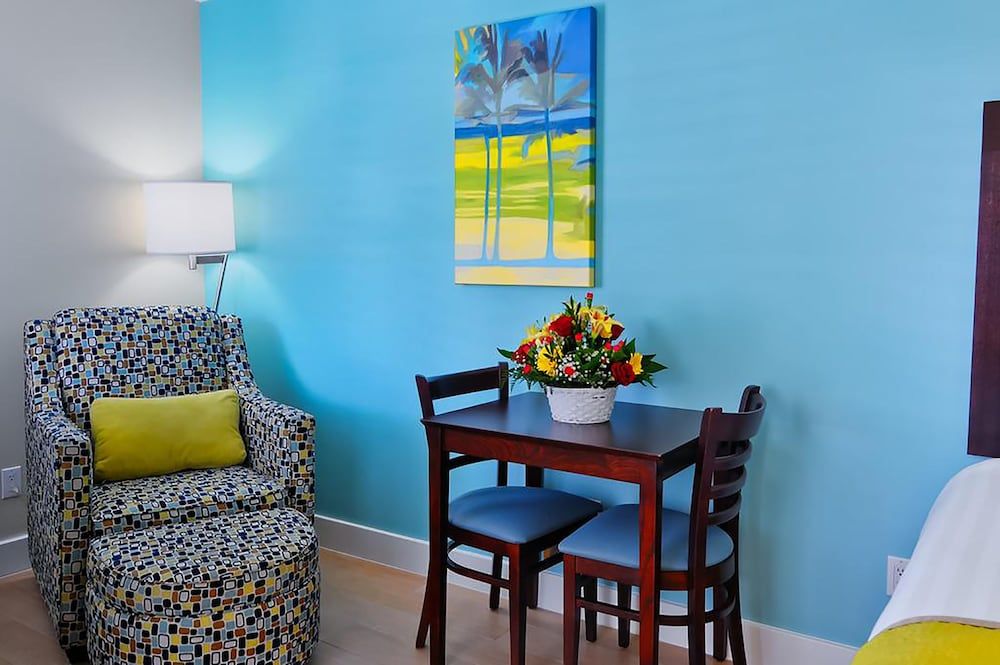 Silver Palms Inn Sensational Silver Suite 2