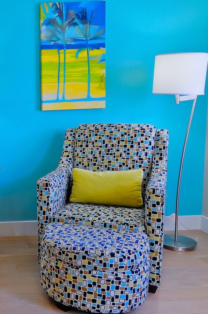 Silver Palms Inn Sensational Silver Suite 3