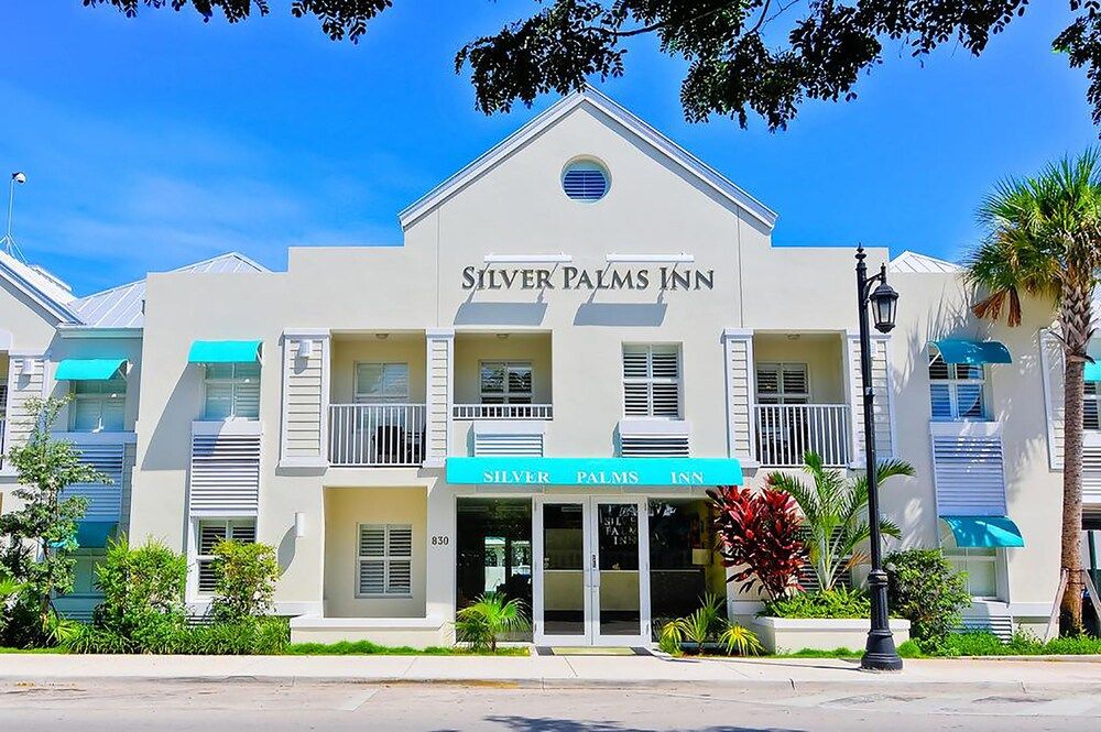 undefined Silver Palms Inn