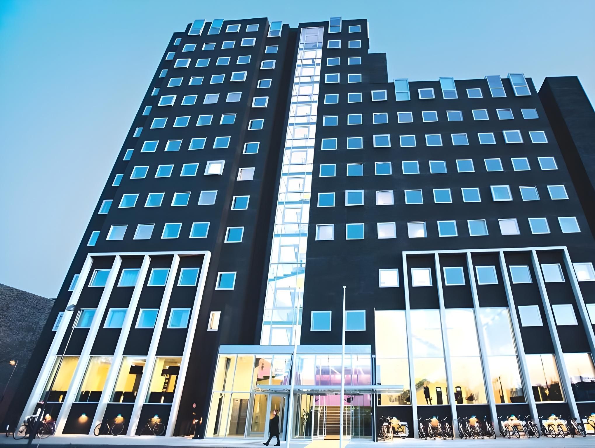 undefined Wakeup Copenhagen Carsten Niebuhrs Gade 3