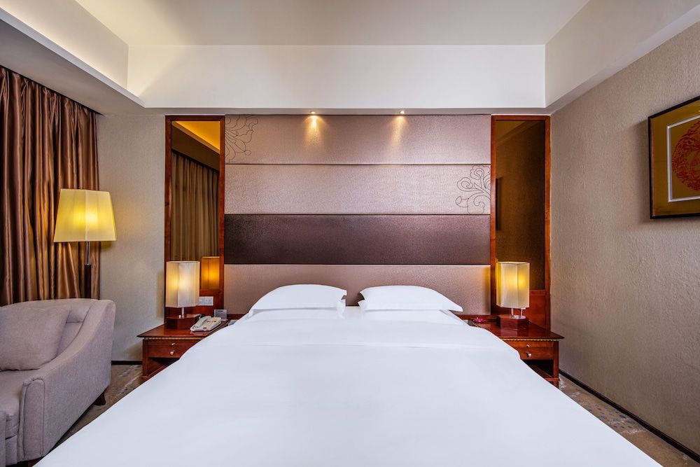 Junior Suite, 1 King Bed
