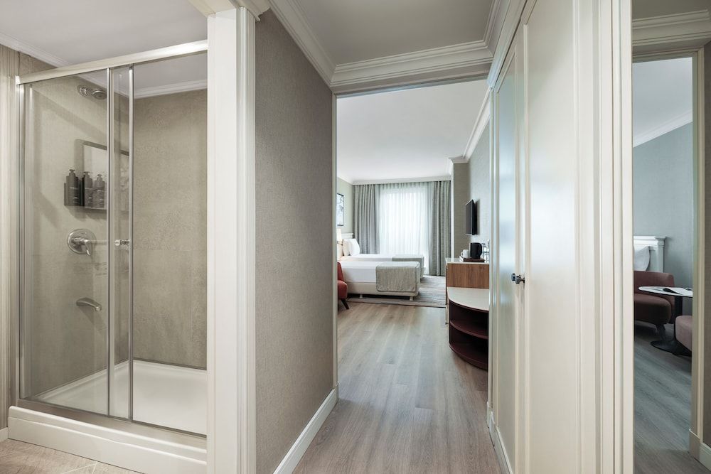 Elite World Comfy Istanbul Taksim Trendy Room with 2 Single Beds 5