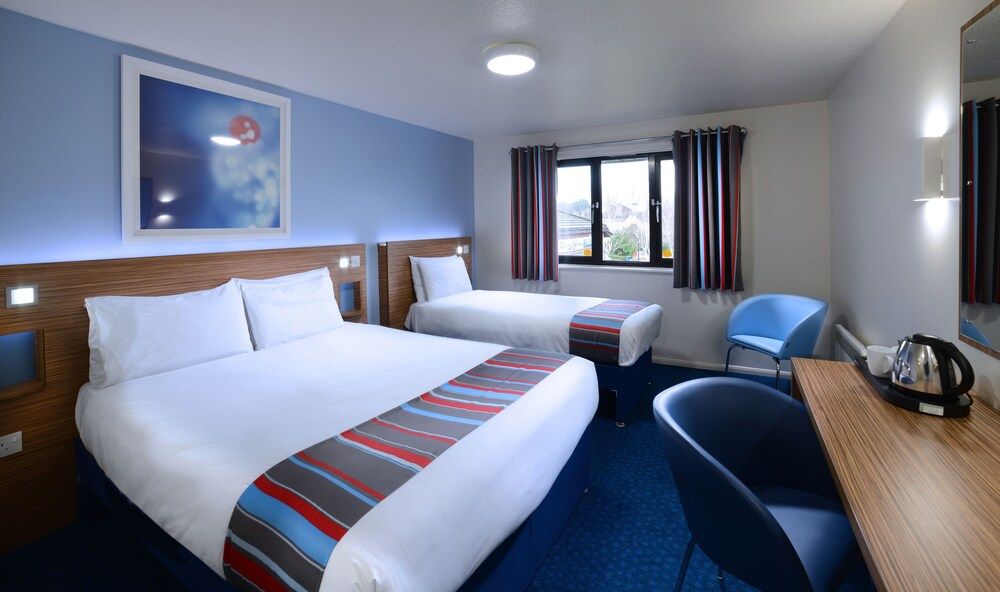 Travelodge Dublin Phoenix Park Hotel Standard Twin Room, 1 Bedroom