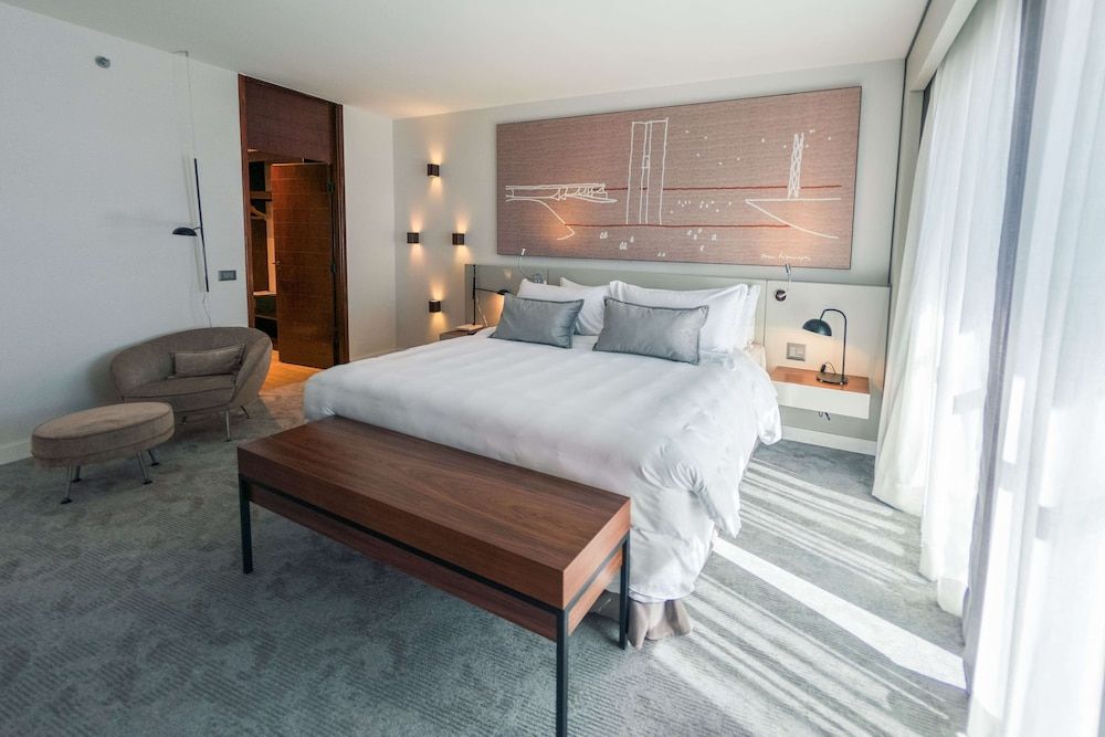 Suite, 1 King Bed