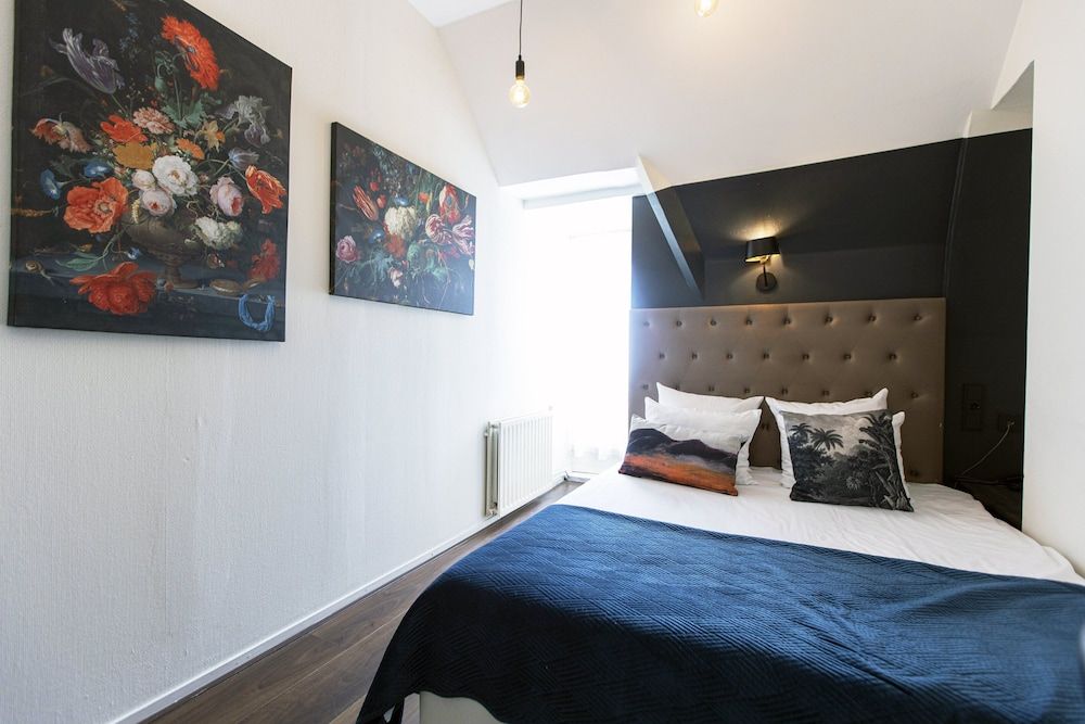 Quentin England Hotel Standard Room, 1 Double Bed, Private Bathroom 3