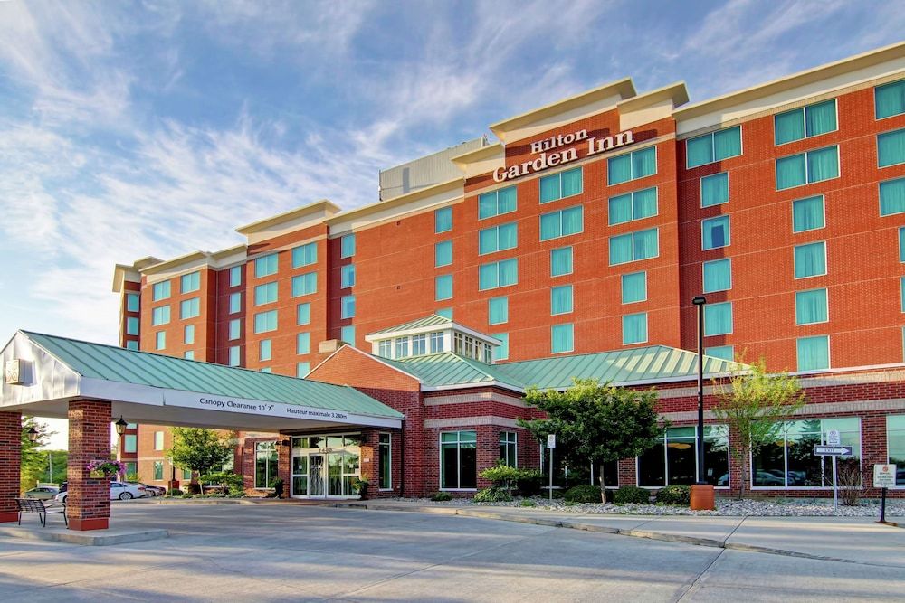 undefined Hilton Garden Inn Ottawa Airport