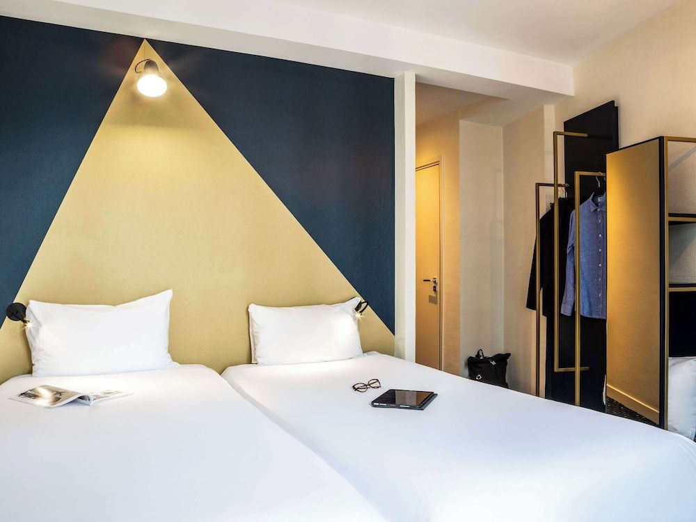 undefined ibis Styles Paris 15 Lecourbe 2