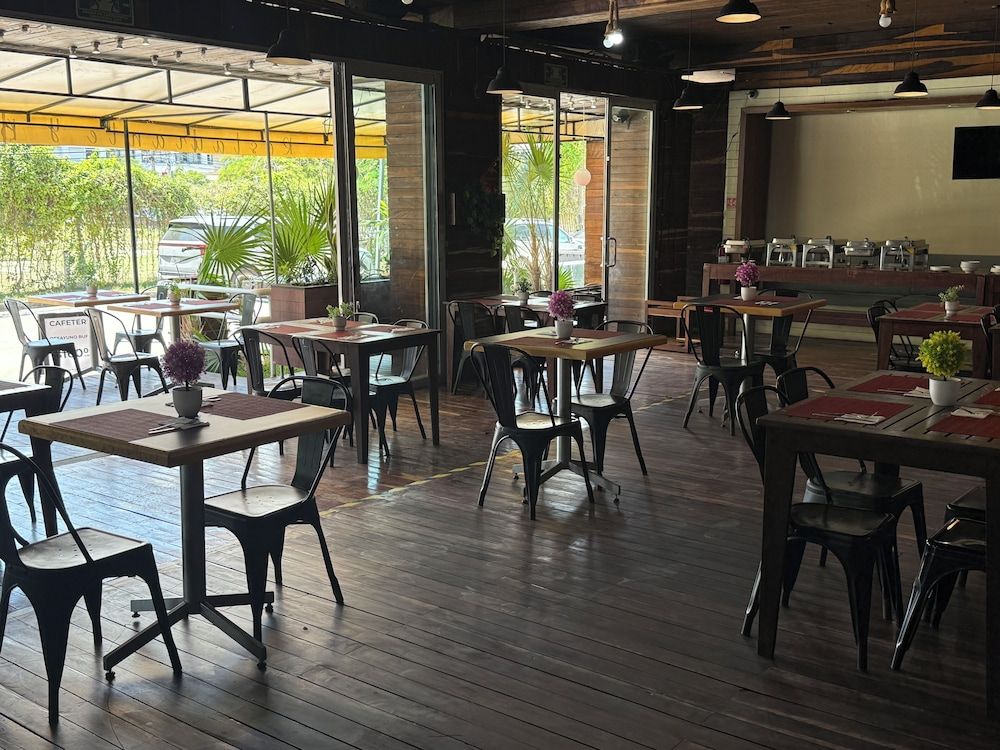 undefined Hotel Kavia 5th Avenida 6