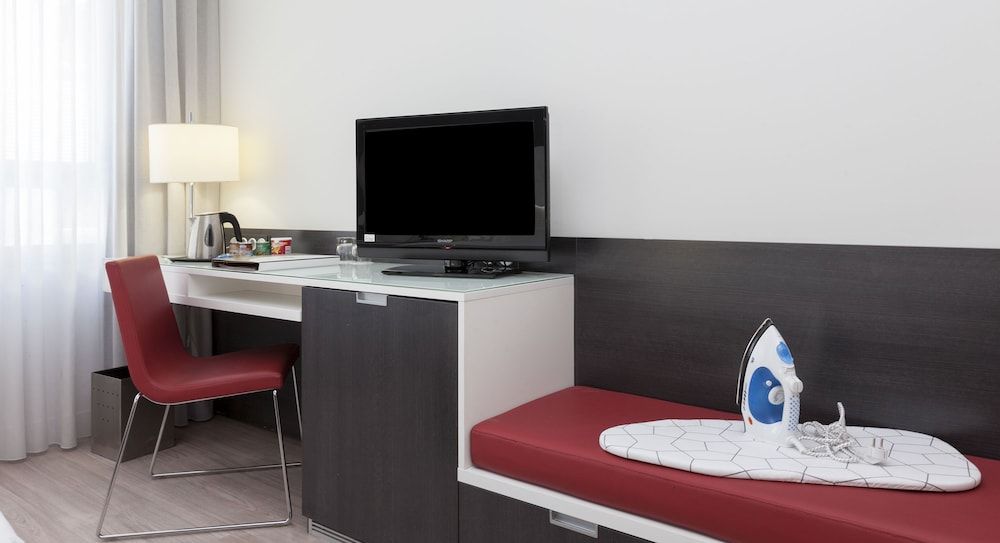 Axor Feria Standard Room 9