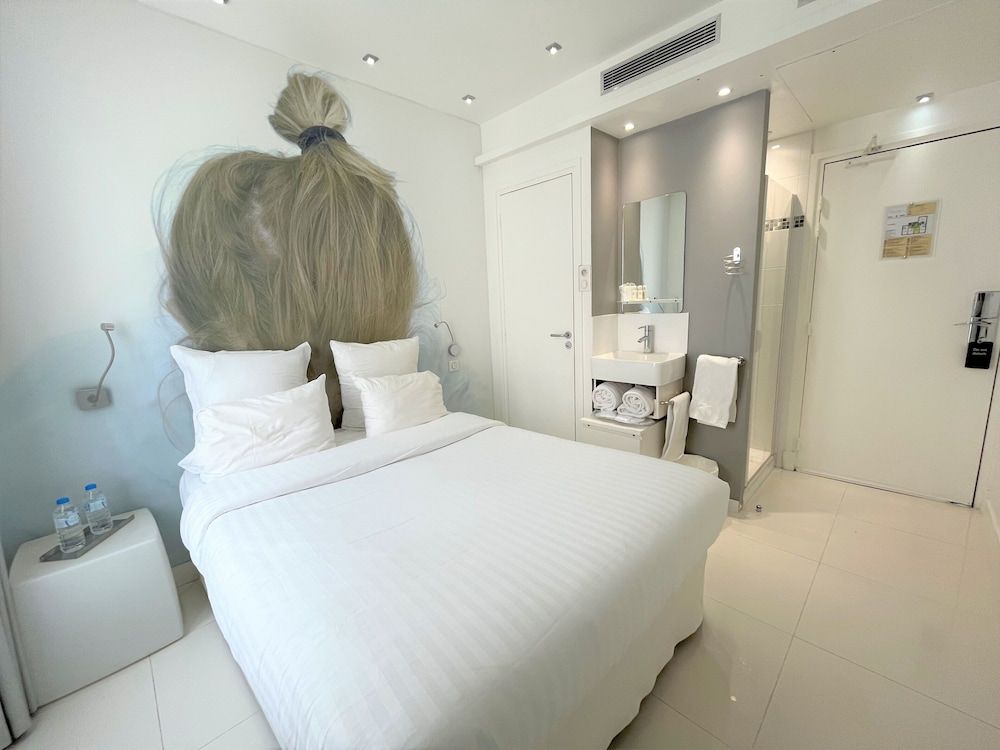 BLC Design Hotel Classic Double Room 3