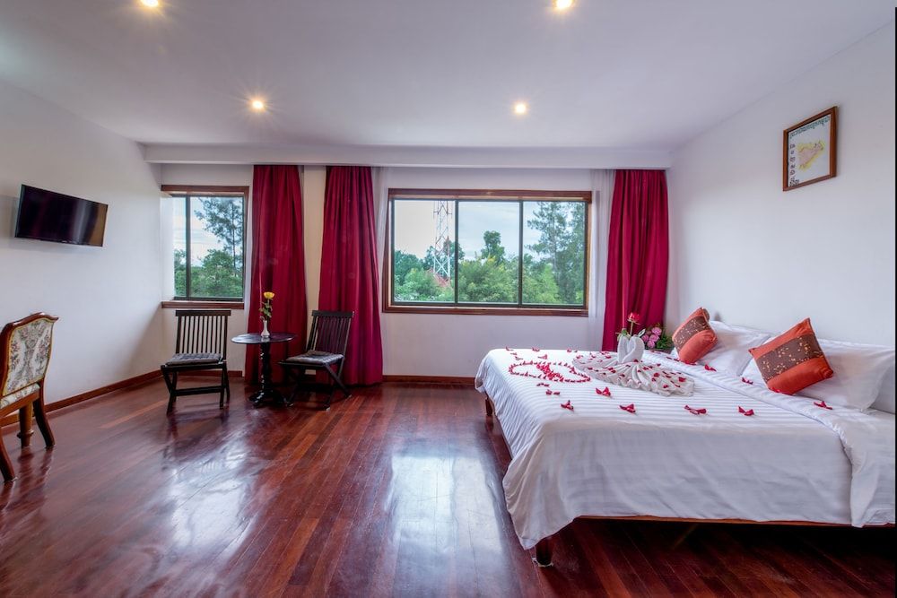 Lin Ratanak Angkor Hotel Deluxe Double Room - Free Pick Up 5