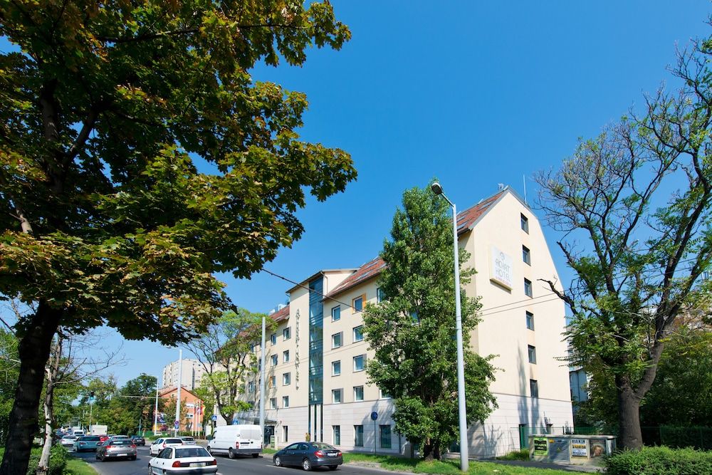undefined ACHAT Hotel Budapest 7