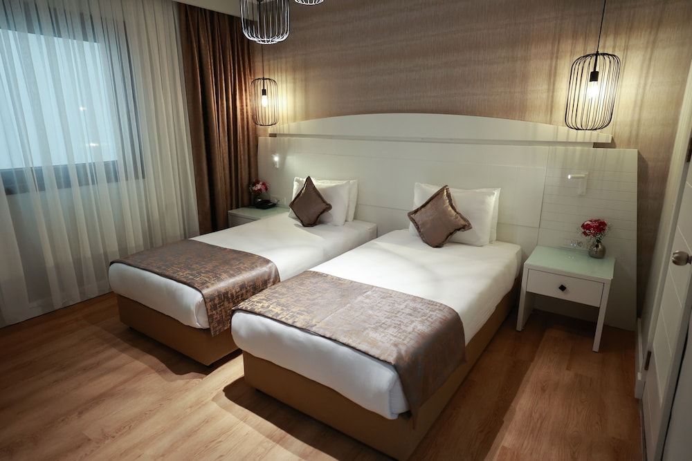 undefined Nova Plaza Orion Hotel 8