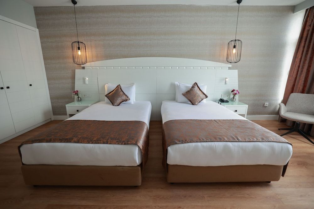 undefined Nova Plaza Orion Hotel 10