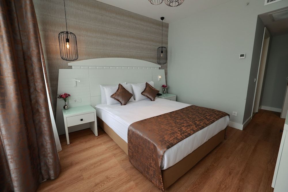 undefined Nova Plaza Orion Hotel 9