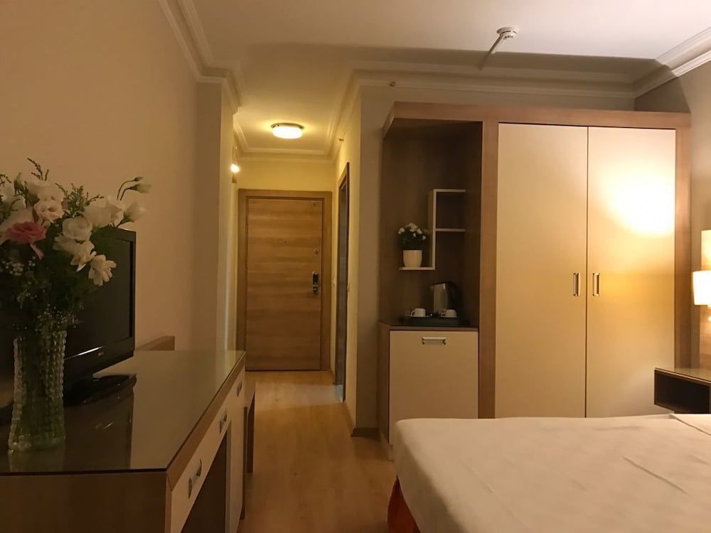 Suite Laguna Hotel Standard Room, 1 Double or 2 Twin Beds 5